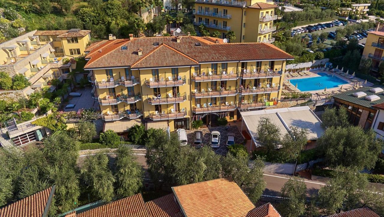Hotel Florida Limone sul Garda Exterior photo